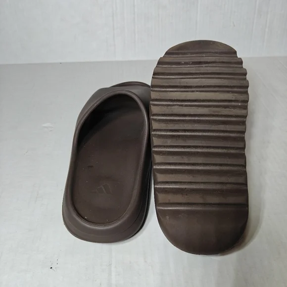 Adidas Yeezy Original Slide Soot 2020 Brown Slip OnSandals Men's Shoe Size 12